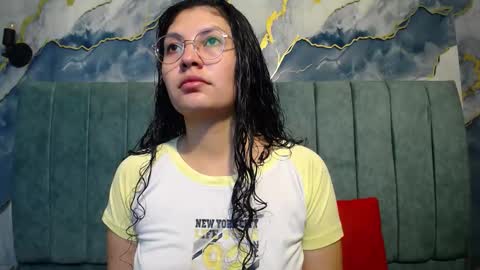 Vainilla online show from March 2026 02:05:02 AM