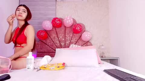 Vaiolet colls online show from February 2026 11:58:02 AM