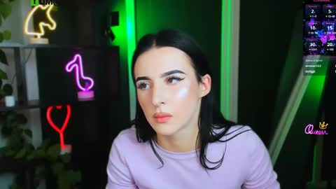 vaiolet_lovely online show from April 2026 02:51:02 AM
