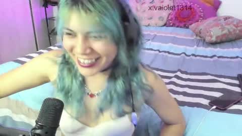 Vaiolet1314 online show from January 2026 04:05:01 AM