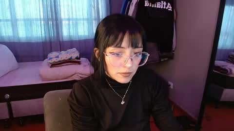 Snapshot of val_azuna chatting on November 2025 01:22:01 PM valentina online show from November 2025 01:22:01 PM
