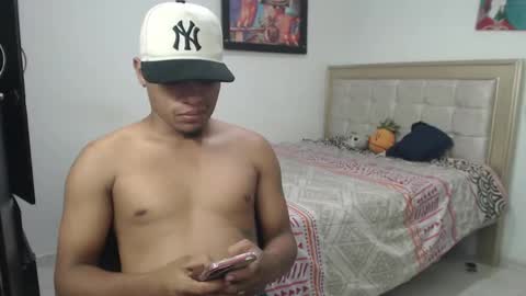 Snapshot of val_sex02 chatting on February 2025 05:21:02 AM val_sex02 online show from February 2025 05:21:02 AM