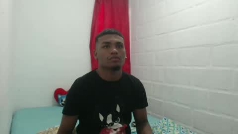 Snapshot of val_sex02 chatting on February 2025 10:00:02 PM val_sex02 online show from February 2025 10:00:02 PM