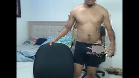 Snapshot of val_sex02 chatting on February 2025 02:53:01 AM val_sex02 online show from February 2025 02:53:01 AM