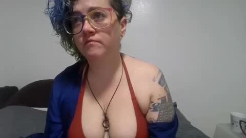 Snapshot of valarieak chatting on October 2025 08:34:01 AM valarieak online show from October 2025 08:34:01 AM