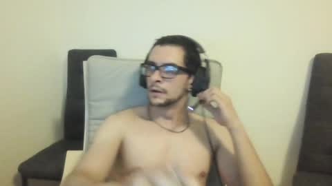 Snapshot of valdivar__ chatting on June 2026 02:33:01 AM valdivar__ online show from June 2026 02:33:01 AM