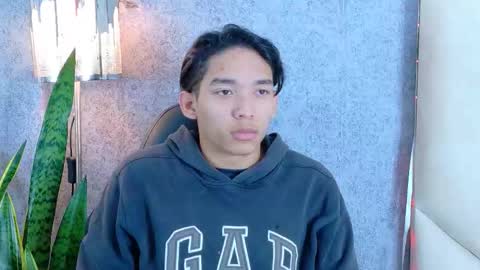 Valenor online show from October 2025 05:00:02 AM