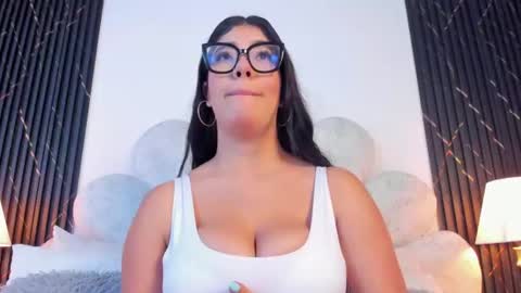 Valen online show from July 2026 11:02:02 AM
