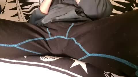 Snapshot of valentin_21cm chatting on June 2026 11:42:01 PM valentin_21cm online show from June 2026 11:42:01 PM