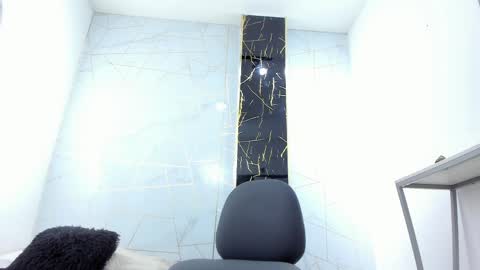 VALENTIN  online show from April 2026 04:09:02 AM