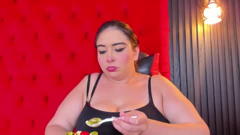 Snapshot of valentina_coba11 chatting on November 2025 07:46:02 PM Valentina online show from November 2025 07:46:02 PM