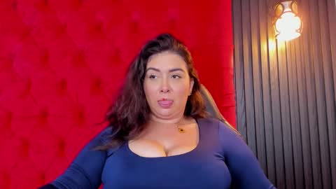 Snapshot of valentina_coba11 chatting on November 2025 07:36:02 PM Valentina online show from November 2025 07:36:02 PM