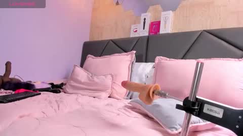 Snapshot of valentina_diiaz chatting on May 2026 02:56:01 PM Velentina online show from May 2026 02:56:01 PM