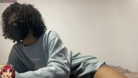 Valentinaa   online show from April 2026 07:03:02 PM