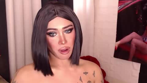 Snapshot of valentina_goddess_tsxxx chatting on December 2024 06:28:01 AM Amanda online show from December 2024 06:28:01 AM