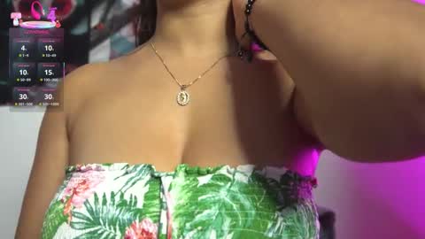 VALENTINA online show from October 2025 11:25:01 AM