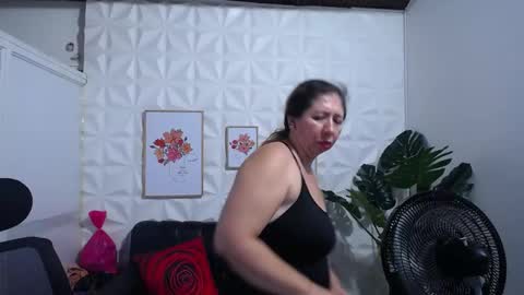 Valentina  online show from January 2025 09:39:02 PM