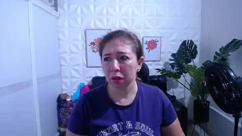Valentina  online show from September 2025 10:10:02 PM