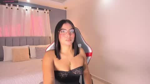 Valentina online show from June 2026 12:40:02 PM