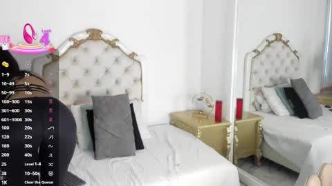 Valentina  online show from March 2025 12:12:01 PM