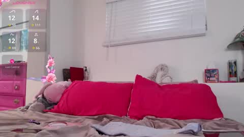 Valentine online show from April 2026 05:18:01 PM