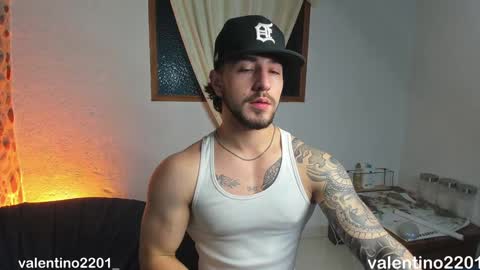 valentino online show from December 2024 01:47:02 AM