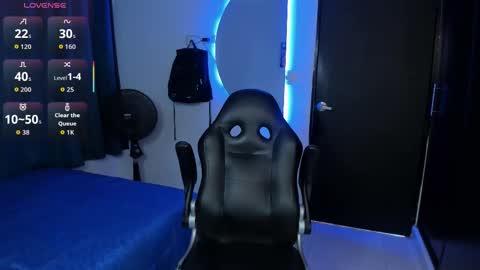 valentino santos online show from November 2025 03:06:02 PM