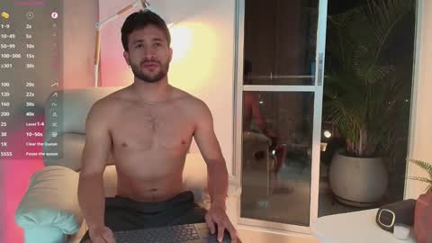 Valentino online show from January 2025 05:29:01 AM