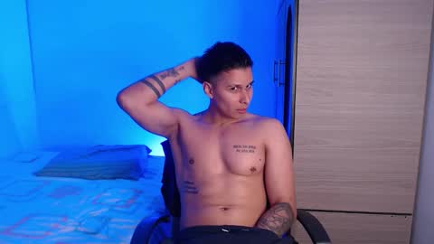 VALENTINO online show from November 2025 08:08:01 PM