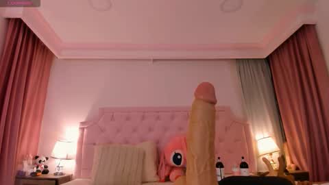 Vale Toro  online show from December 2025 11:30:02 AM