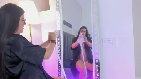 VALEN VEGA online show from February 2026 11:00:02 AM