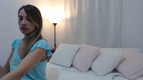   online show from December 2025 03:12:02 AM