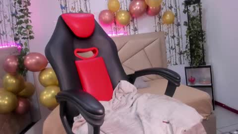 Snapshot of valeria_dark_ chatting on April 2026 07:59:01 PM valeria online show from April 2026 07:59:01 PM