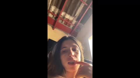 Snapshot of valeria_mendozza chatting on January 2025 08:02:01 PM   online show from January 2025 08:02:01 PM