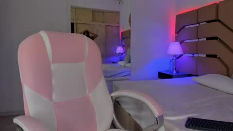 Snapshot of valeria_usuga chatting on May 2026 11:05:02 AM valeria_usuga online show from May 2026 11:05:02 AM