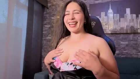 Snapshot of valeria_vg chatting on April 2026 11:41:02 AM valeria_vg online show from April 2026 11:41:02 AM