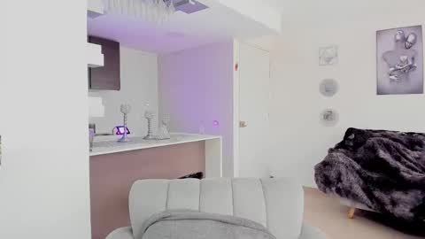 valeriadollks online show from October 2025 05:35:01 PM