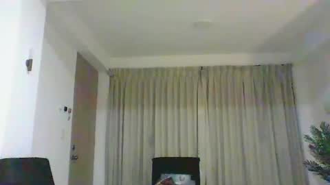 valeriafrannco online show from November 2025 04:44:02 AM