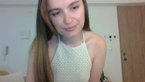 valeriafrannco online show from November 2025 04:44:01 AM