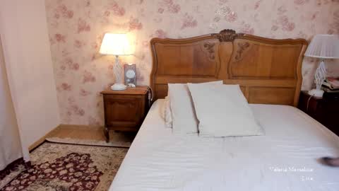 Snapshot of valeriamessalina chatting on February 2026 11:53:01 AM Valeria online show from February 2026 11:53:01 AM