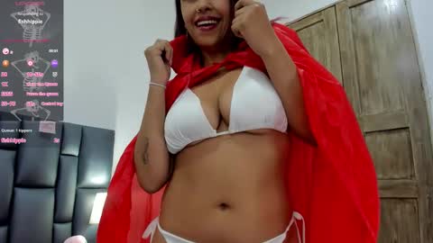 Snapshot of valeriasweet13 chatting on October 2025 04:17:02 PM Valeria online show from October 2025 04:17:02 PM