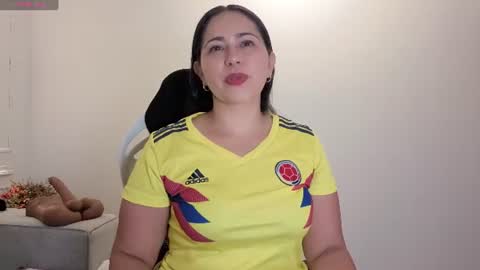 Snapshot of valeriavg_ chatting on June 2026 11:19:01 AM VALERIA online show from June 2026 11:19:01 AM