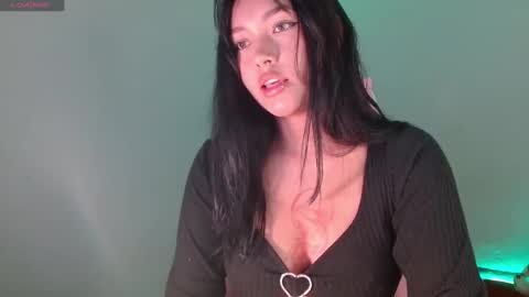 Snapshot of valeribell1 chatting on December 2024 08:40:02 PM Valeri online show from December 2024 08:40:02 PM