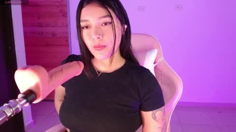 Snapshot of valeribell1 chatting on January 2026 01:31:02 AM Valeri online show from January 2026 01:31:02 AM