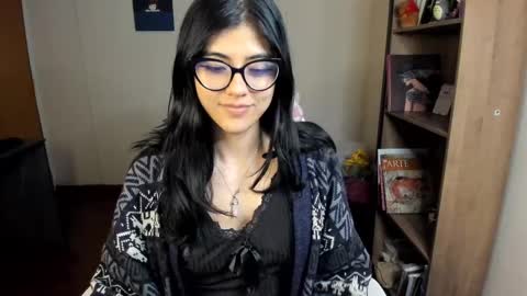 Snapshot of valerie__sky chatting on March 2025 02:14:02 AM Val online show from March 2025 02:14:02 AM