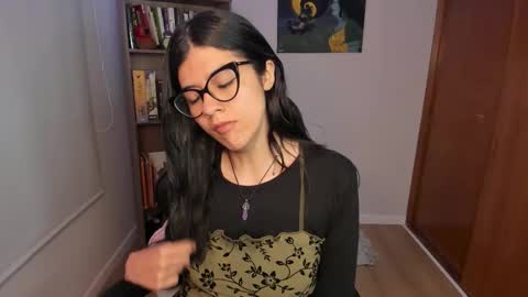 Val  online show from December 2025 03:02:02 AM