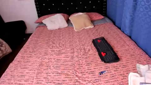 Snapshot of valerie_luxe_ chatting on February 2025 02:19:02 AM valerie luxe online show from February 2025 02:19:02 AM