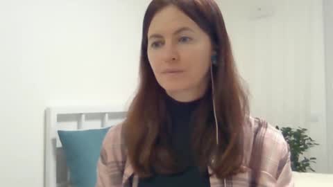 valerie_rose777 online show from February 2025 07:03:01 PM