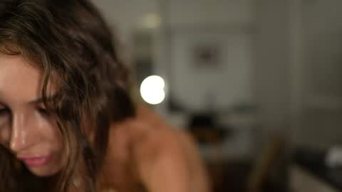 Valerie online show from October 2025 02:41:02 AM