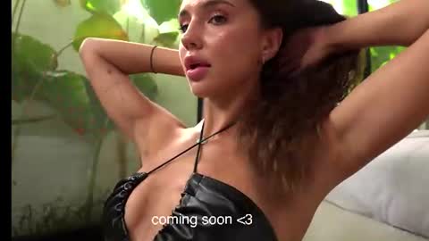 Snapshot of valerieh chatting on July 2026 06:38:02 AM Valerie online show from July 2026 06:38:02 AM